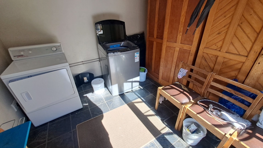  Bedroom Property for Sale in Dan Pienaar Free State